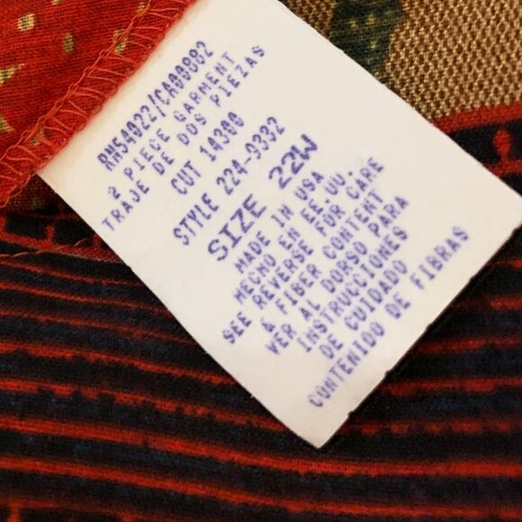 Amato Brand Women's Two-Piece Blouse and Short Set, Size 22W, NWT - Picture 3 of 3